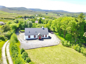 Red Deer Cottage near Connemara National Park in Letterfrack